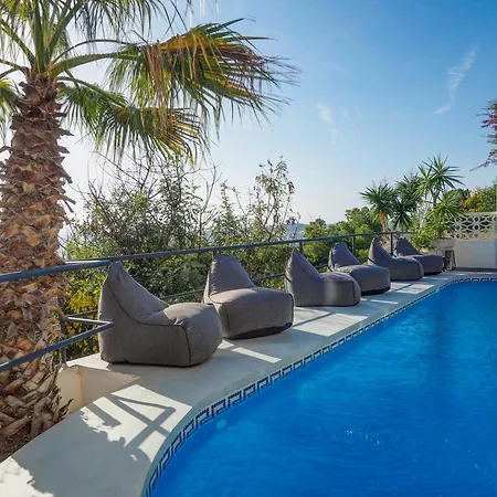 Bluehillsitges - Only Adults *