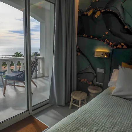 Apartment Bluehillsitges - Only Adults