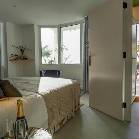 Bluehillsitges - Only Adults *