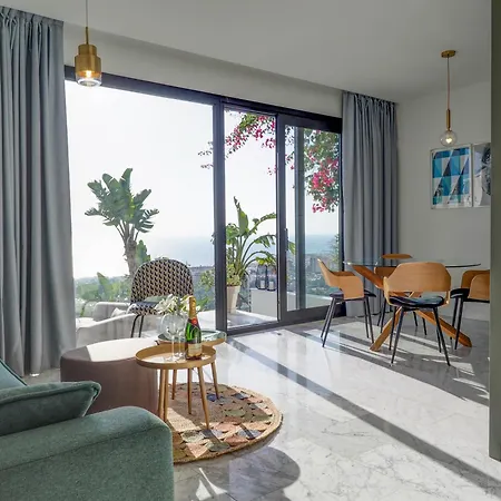 Bluehillsitges - Only Adults * Sitges