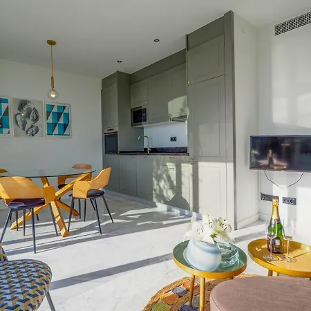 Bluehillsitges - Only Adults Sitges