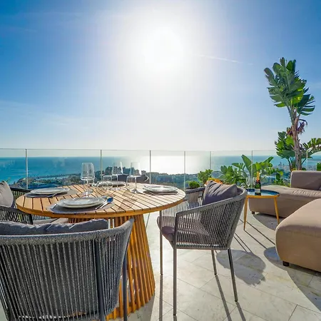 Blue Hill - Only Adults Apartment Sitges