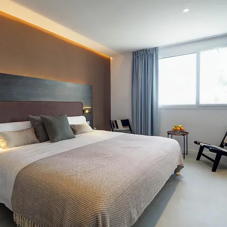 Bluehillsitges - Only Adults * Σίτζες