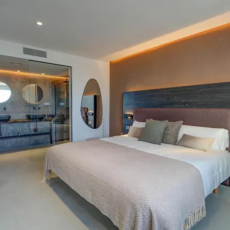 Blue Hill - Only Adults Apartment Sitges