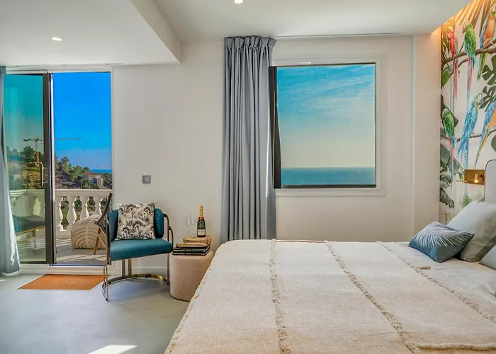 Bluehillsitges - Only Adults * Sitges