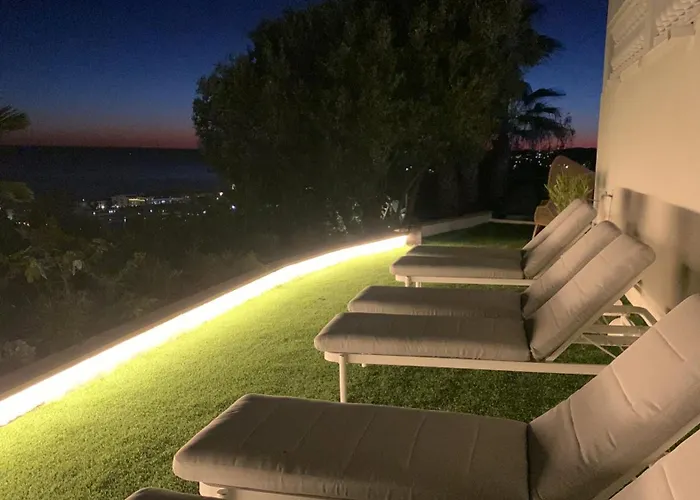 Bluehillsitges - Only Adults Sitges