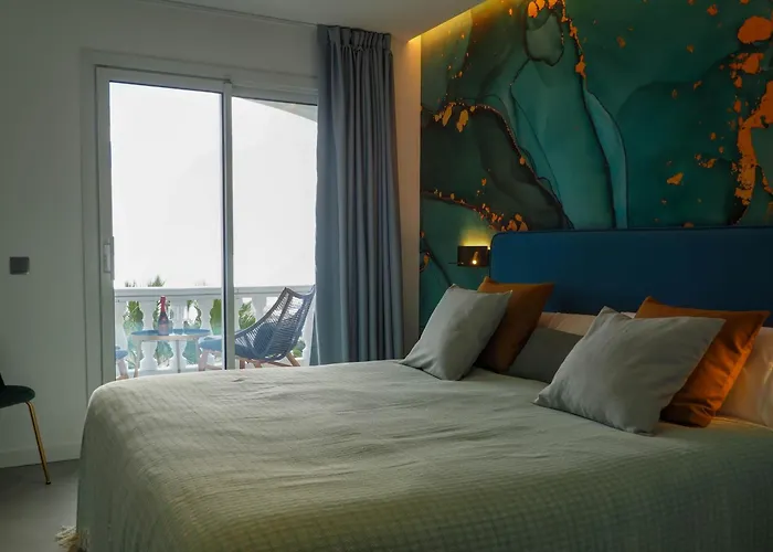 Bluehillsitges - Only Adults