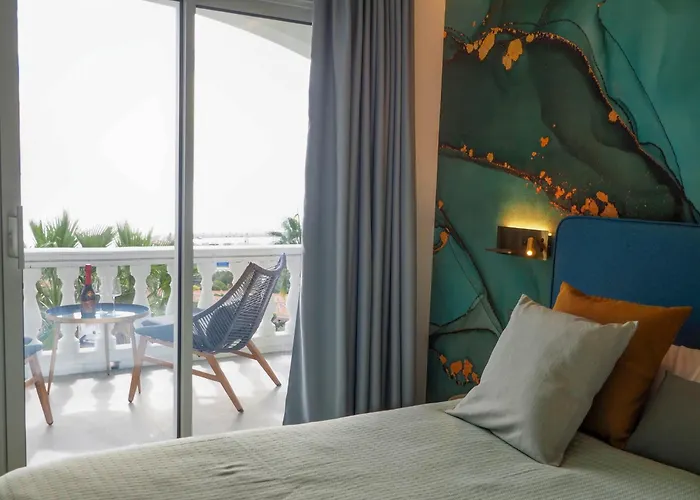 Bluehillsitges - Only Adults Appartement