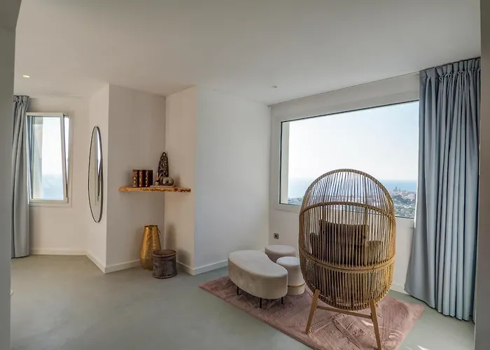 Bluehillsitges - Only Adults * Сиджес