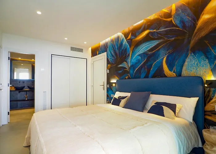 Апартаменты Bluehillsitges - Only Adults *