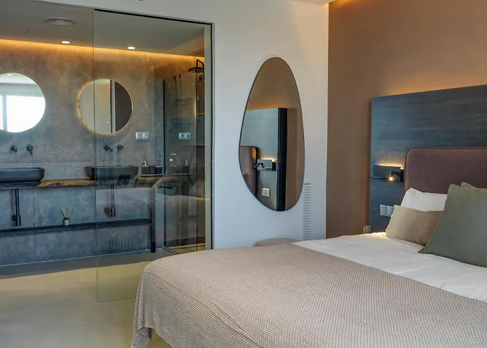 Bluehillsitges - Only Adults *