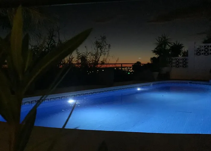 Bluehillsitges - Only Adults * Sitges