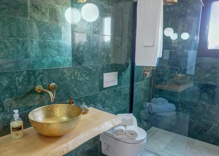 Bluehillsitges - Only Adults * Sitges